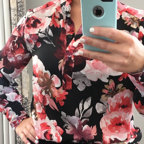 Blouse Size S - Picture 1 of 1